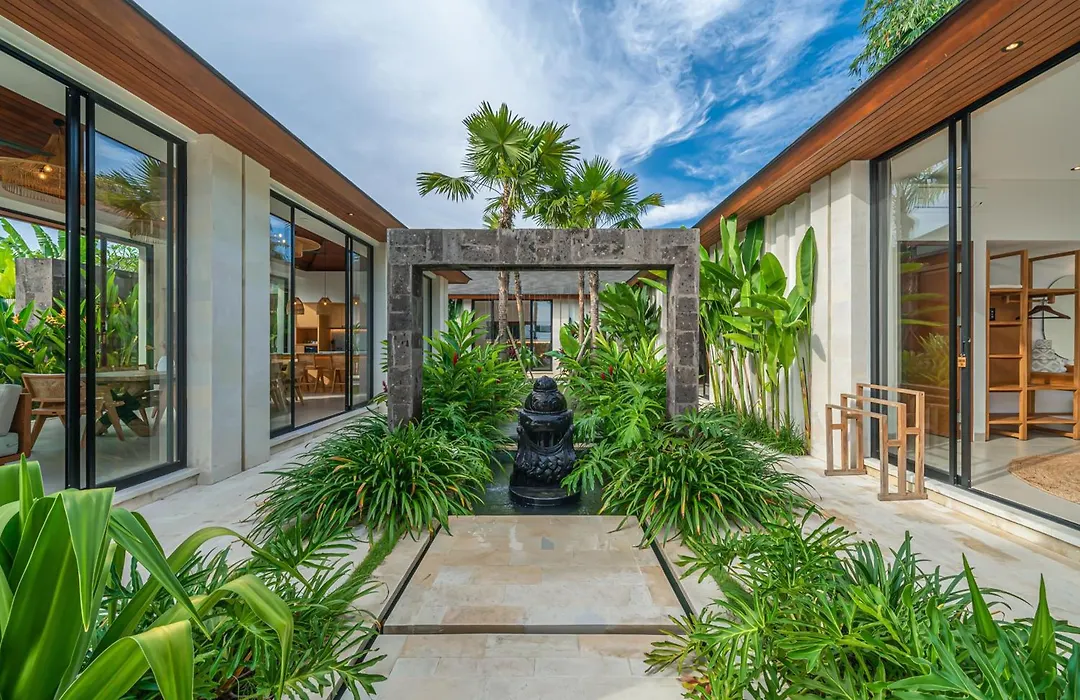 Villa Rosita - Stunning 5Br Villa - Sauna, Gym, Rice Field Views-1